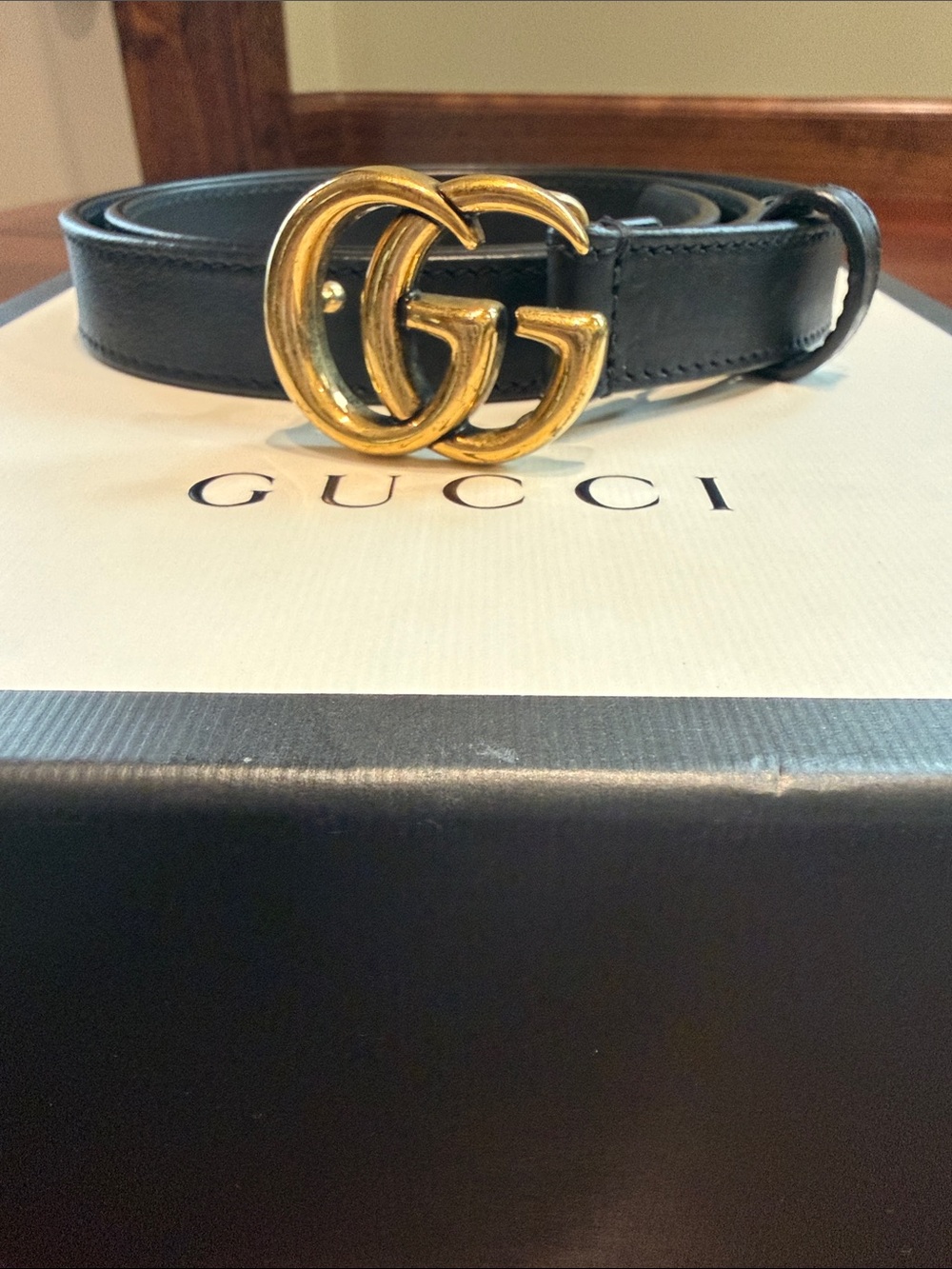 Gucci Black Leather Belt with Gold Double G Buckle - Picture 2 of 9